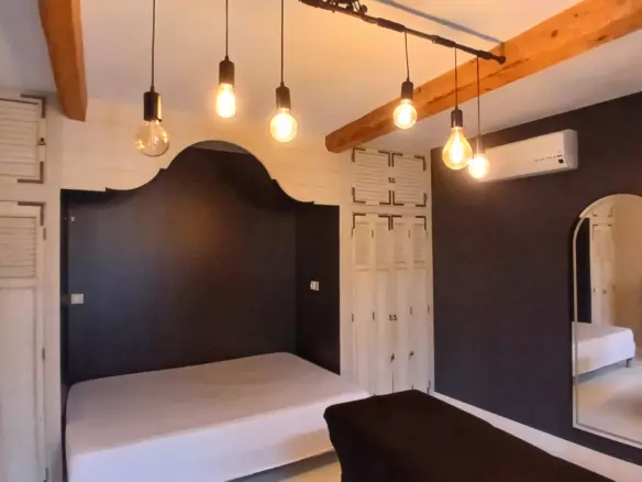 4-bedroom House In Capestang, France (143 M²)