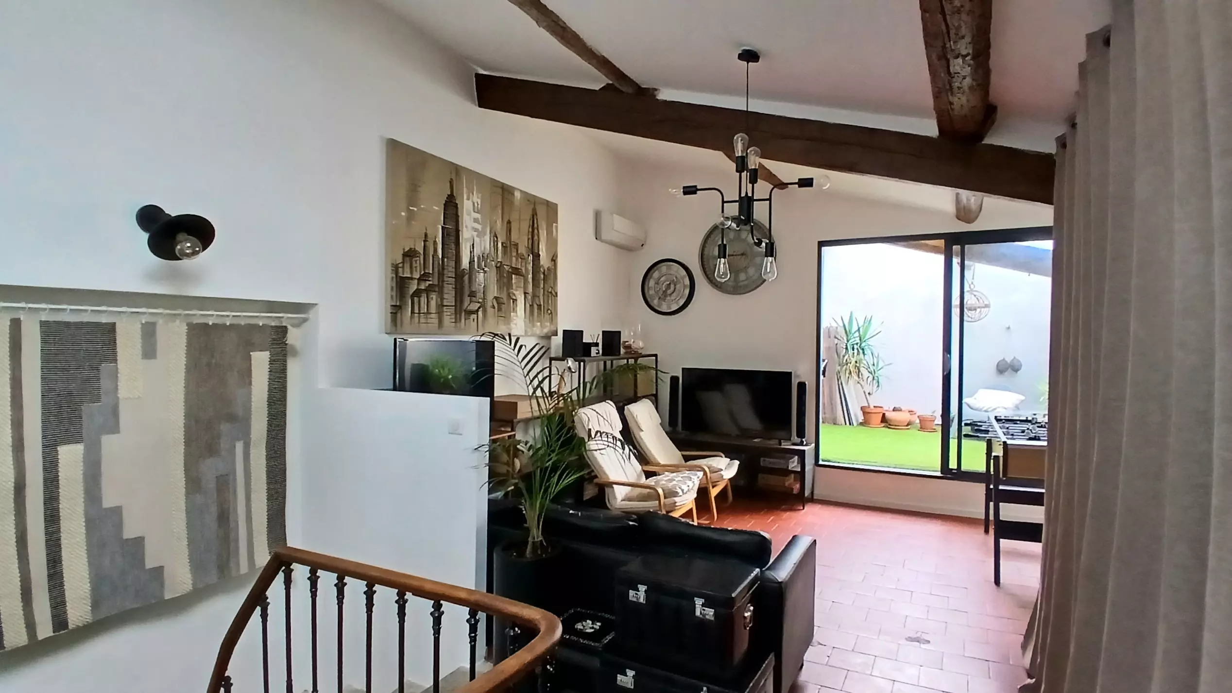 4-bedroom House In Capestang, France (143 M²)