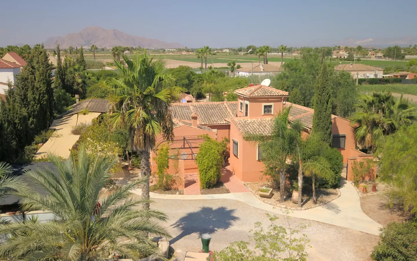 7-bedroom Country House In Catral, Spain (396 M²)