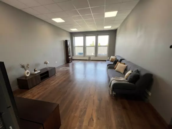 Commercial Property Near Poznań: Warehouse, Production & Offices (~1,456 Sqm)