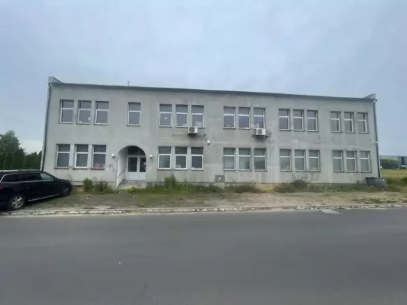 Commercial Property Near Poznań: Warehouse, Production & Offices (~1,456 Sqm)