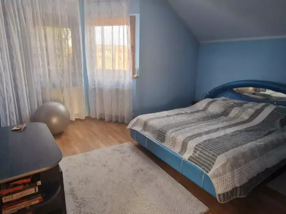 Spacious Family House For Sale In Arad, Romania – 186 Sqm + Double Garage – 634 Sqm Land
