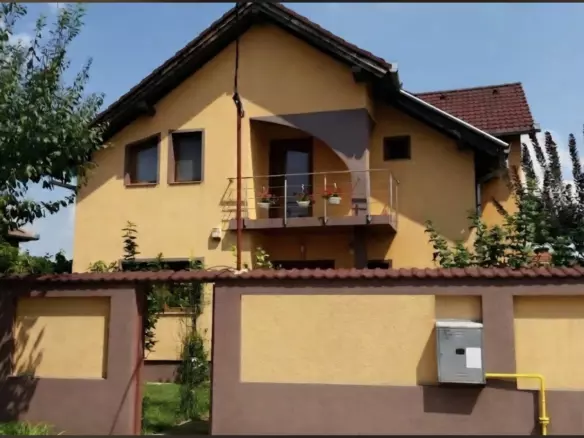 Spacious Family House For Sale In Arad, Romania – 186 Sqm + Double Garage – 634 Sqm Land