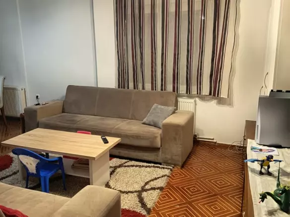 3-bedroom Flat In Neapoli, Greece (100 M²)