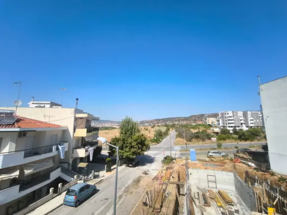 3-bedroom Maisonette In Polichni, Greece (143 M²)