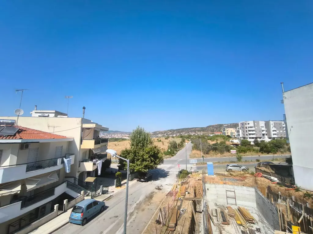 3-bedroom Maisonette In Polichni, Greece (143 M²)