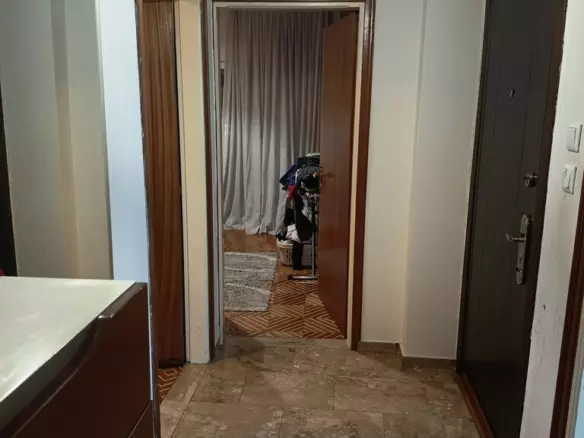 3-bedroom Flat In Neapoli, Greece (100 M²)