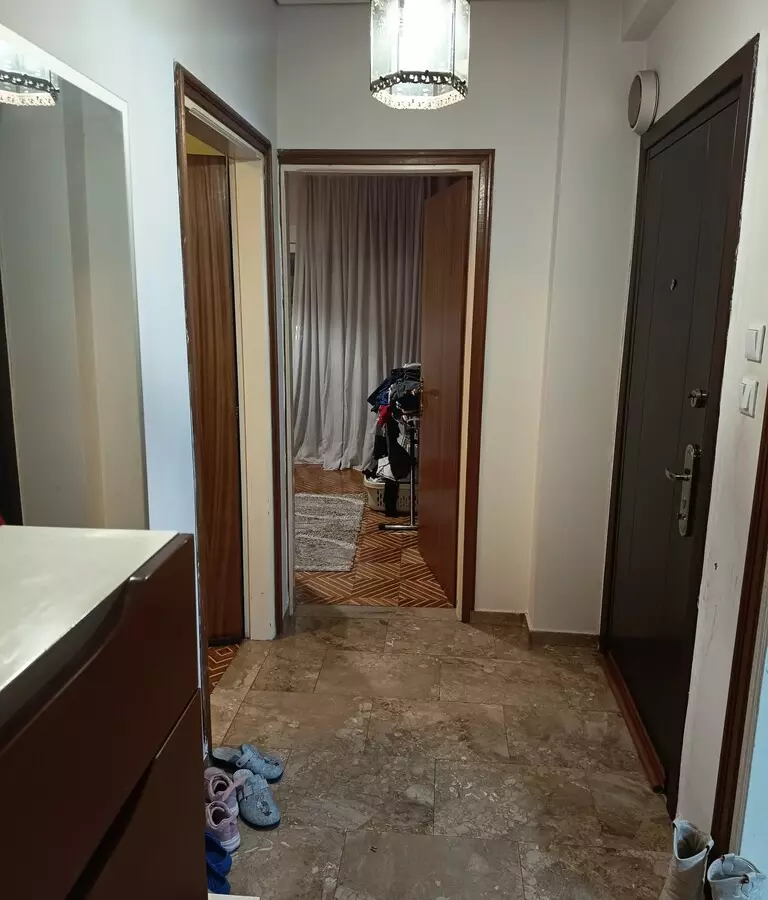3-bedroom Flat In Neapoli, Greece (100 M²)