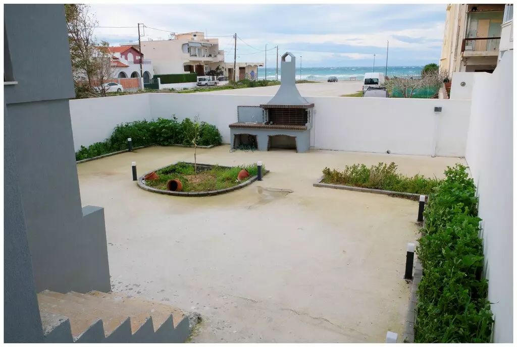 3-bedroom Detached House In Korinthos, Greece (251 M²)