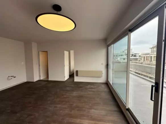 1-bedroom Flat In Center Of Thessaloniki, Greece (56 M²)