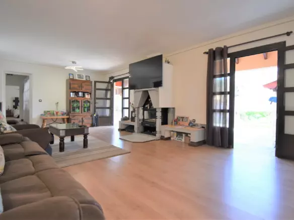 4-bedroom Villa In Orihuela Costa, Spain (325 M²)