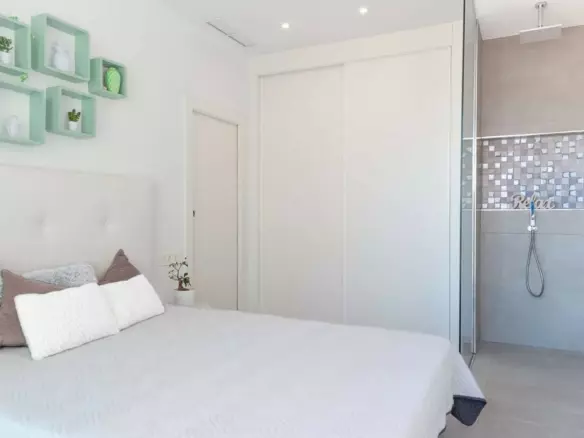 4-bedroom Villa In Benijofar, Spain (198 M²)