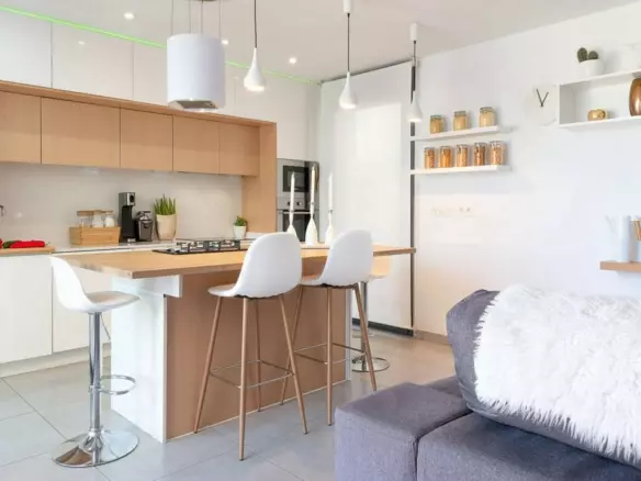4-bedroom Villa In Benijofar, Spain (198 M²)