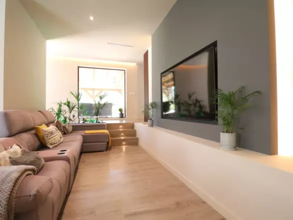 5-bedroom Country House In Aspe, Spain (360 M²)
