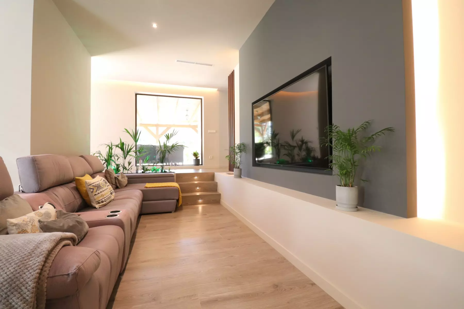 5-bedroom Country House In Aspe, Spain (360 M²)