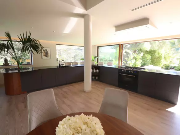 5-bedroom Country House In Aspe, Spain (360 M²)