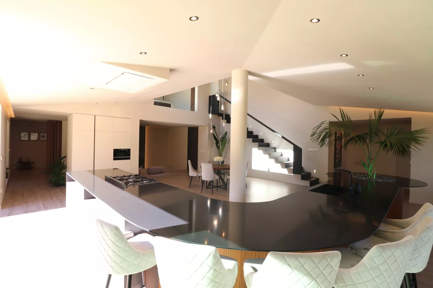 5-bedroom Country House In Aspe, Spain (360 M²)
