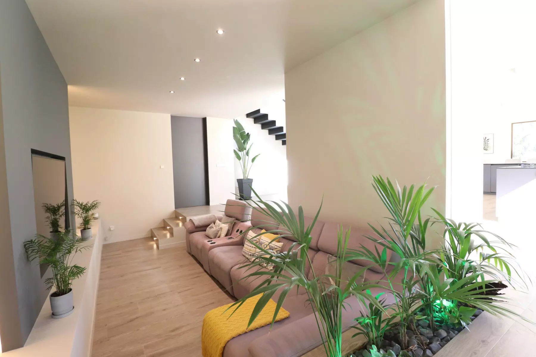 5-bedroom Country House In Aspe, Spain (360 M²)