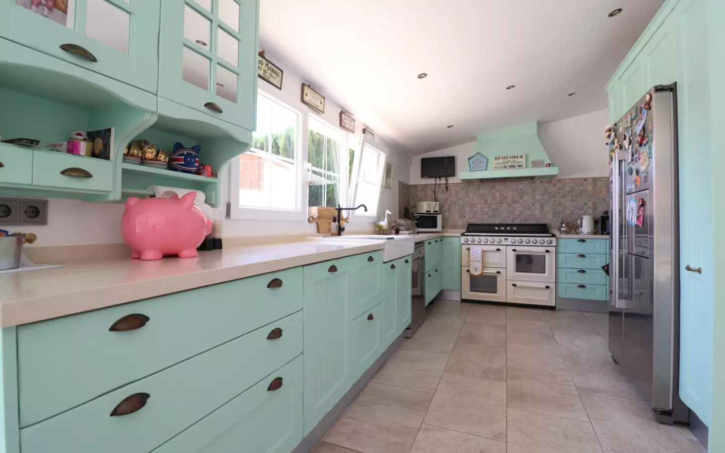6-bedroom Country House In Almoradi, Spain (299 M²)