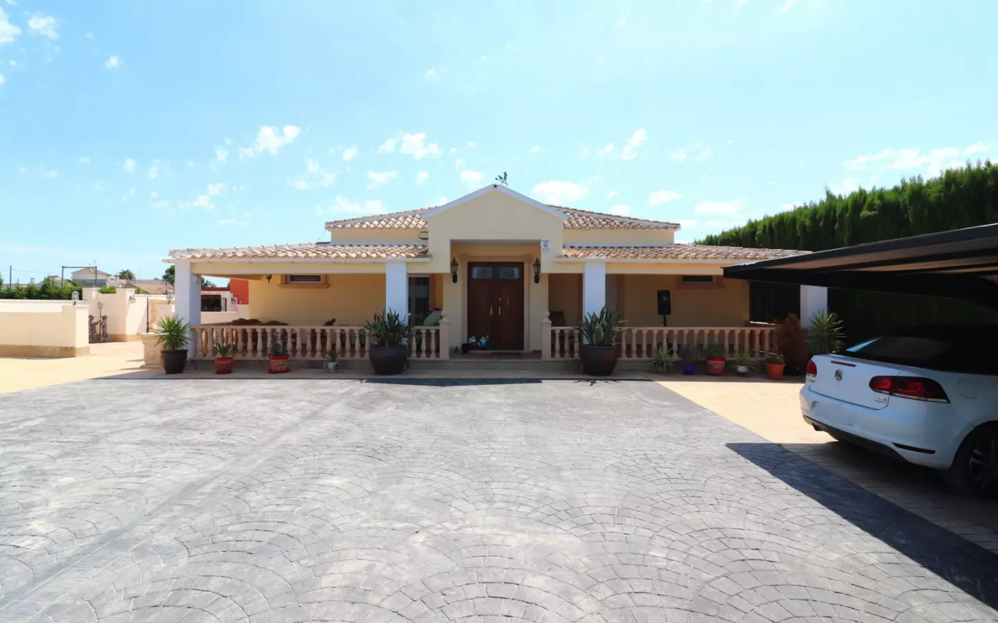 6-bedroom Country House In Almoradi, Spain (299 M²)