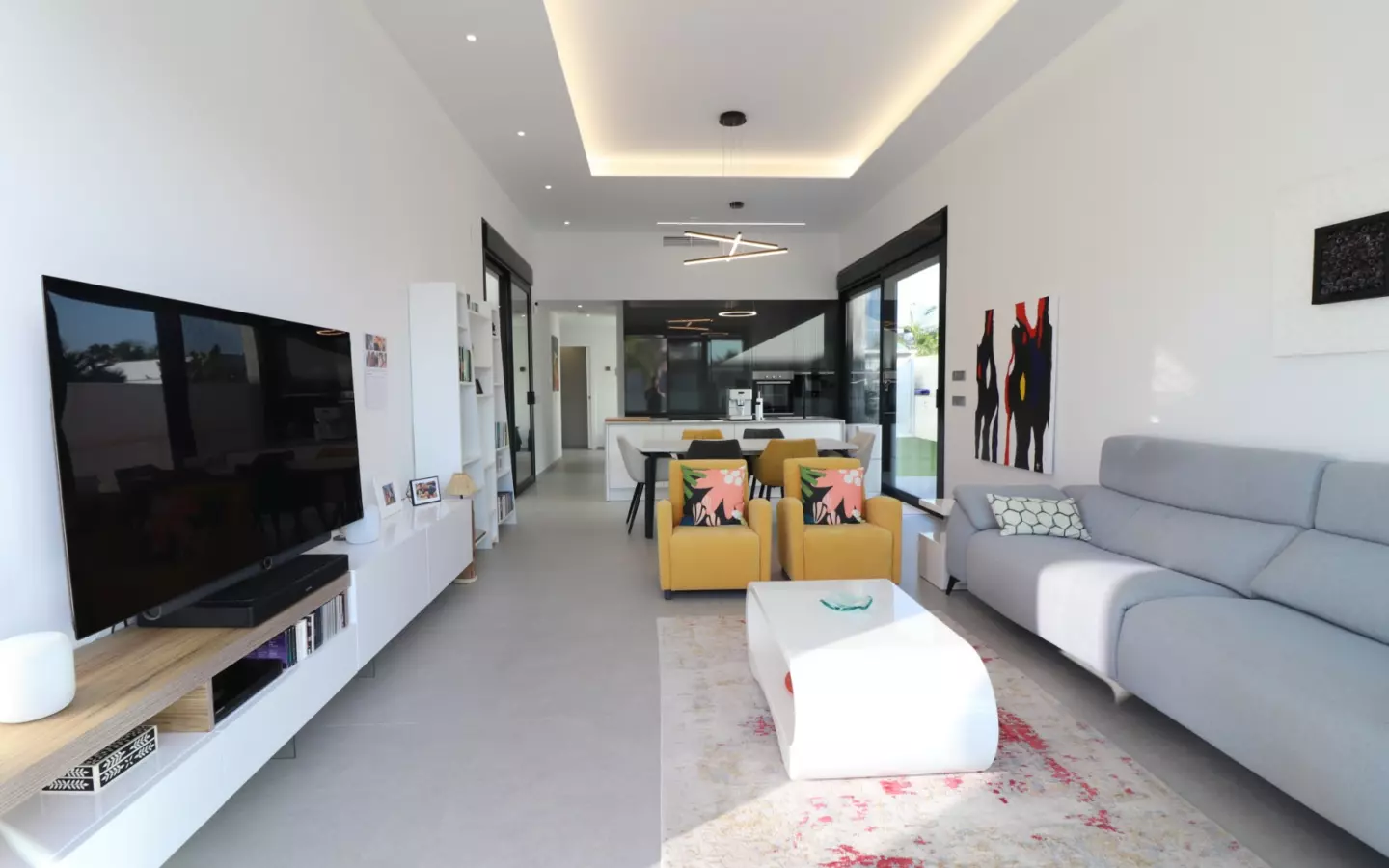 3-bedroom Villa In Formentera Del Segura, Spain (182 M²)
