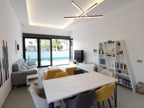 3-bedroom Villa In Formentera Del Segura, Spain (182 M²)