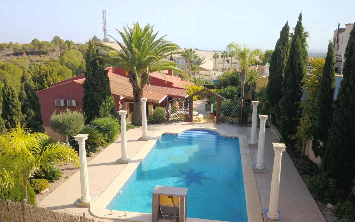 3-bedroom Villa In Algorfa, Spain (264 M²)