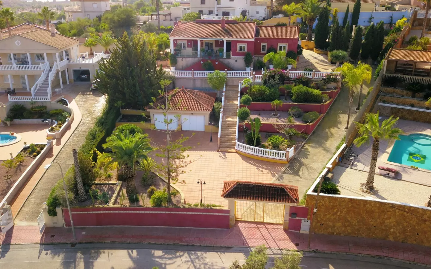 3-bedroom Villa In Algorfa, Spain (264 M²)