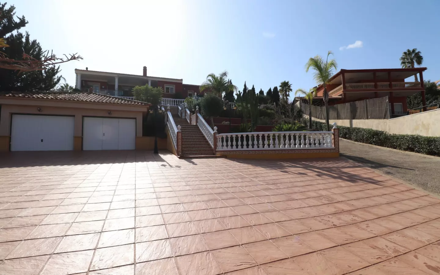 3-bedroom Villa In Algorfa, Spain (264 M²)