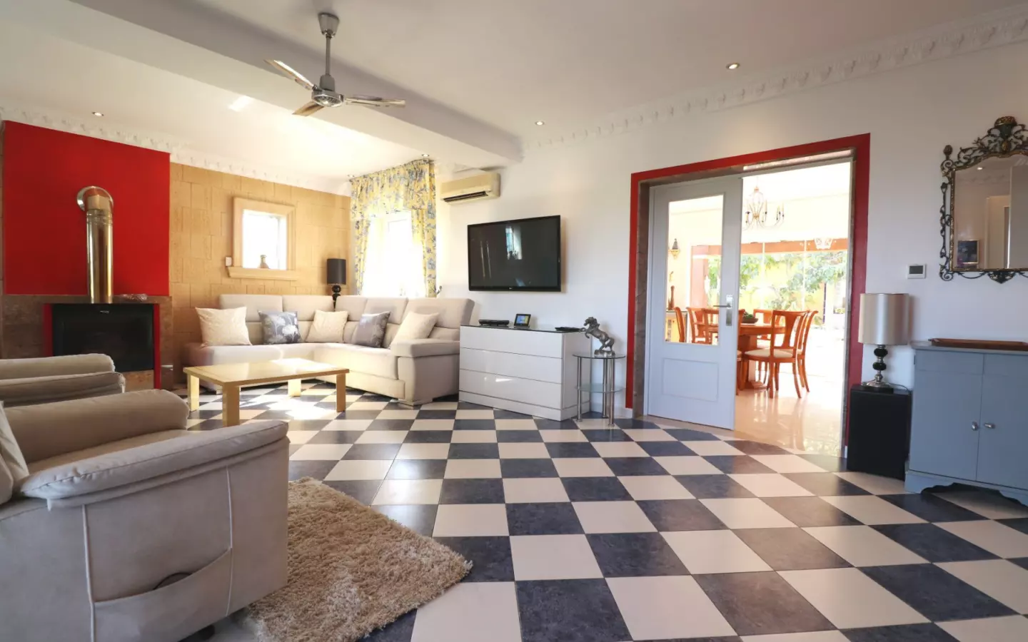 3-bedroom Villa In Algorfa, Spain (264 M²)