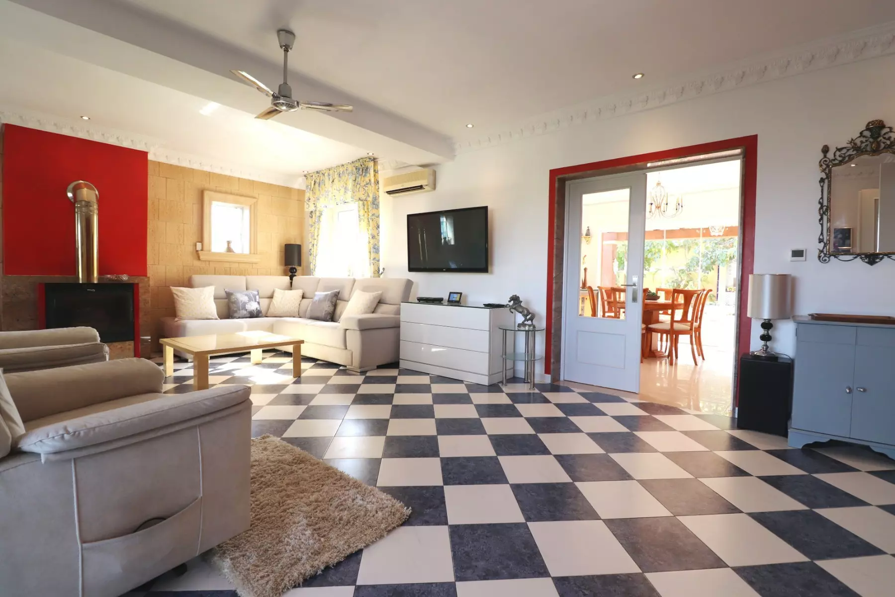 3-bedroom Villa In Algorfa, Spain (264 M²)