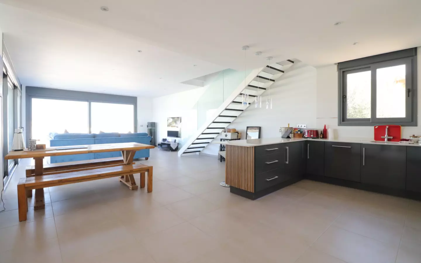 3-bedroom Villa In Benijofar, Spain (182 M²)