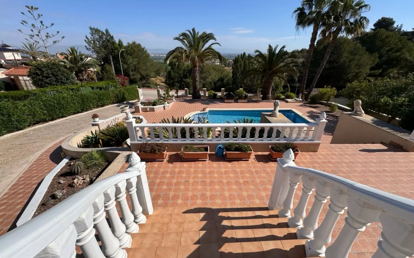 3-bedroom Villa In Algorfa, Spain (216 M²)