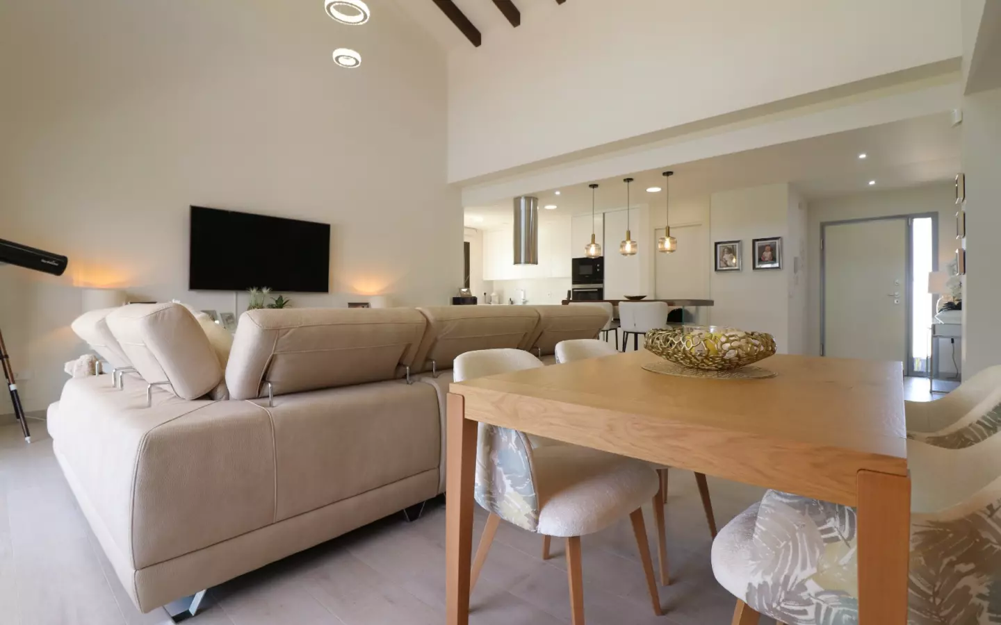3-bedroom Villa In Algorfa, Spain (127 M²)