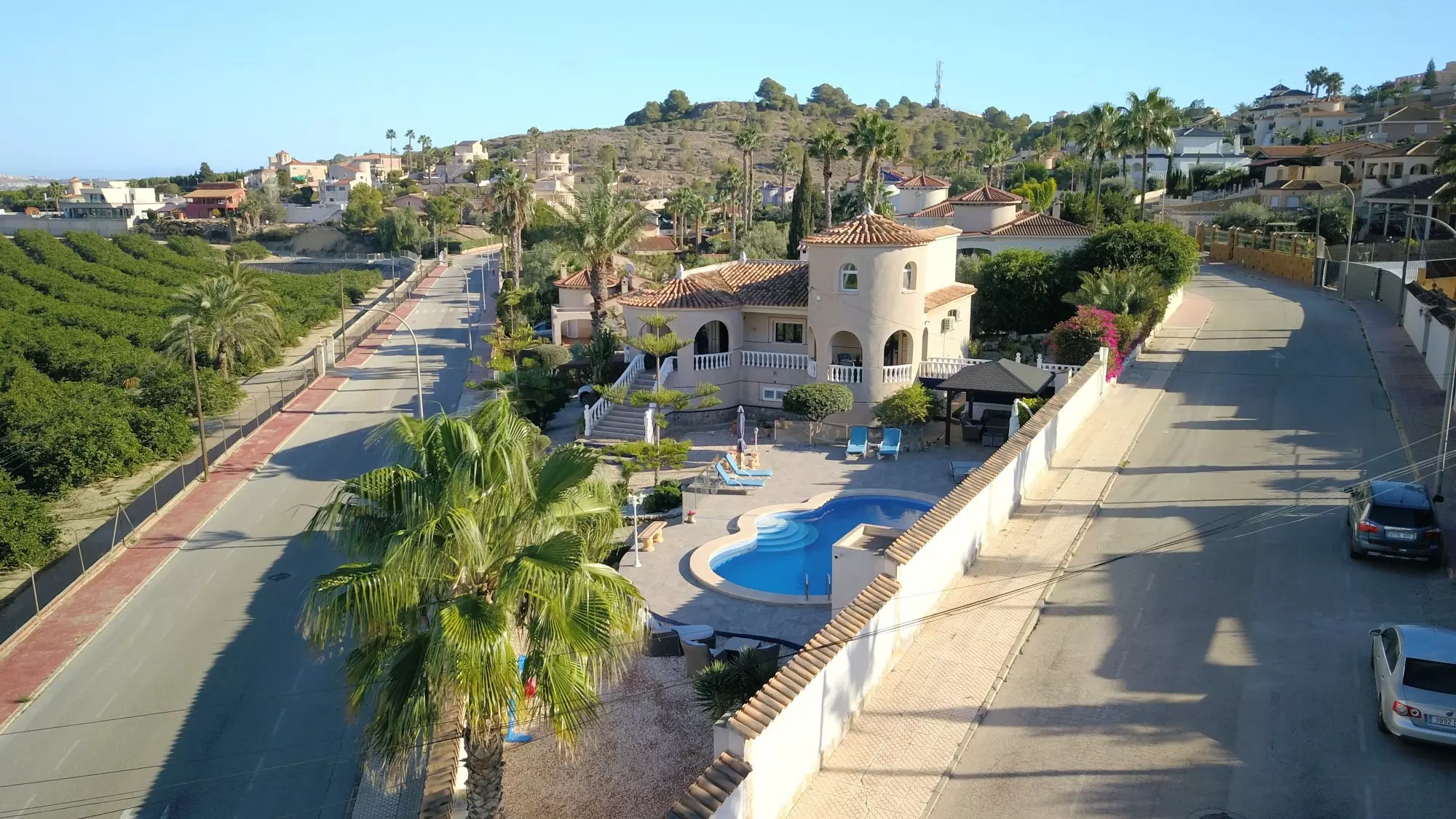 5-bedroom Villa In Algorfa, Spain (375 M²)