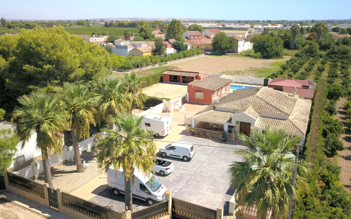 6-bedroom Country House In Almoradi, Spain (299 M²)