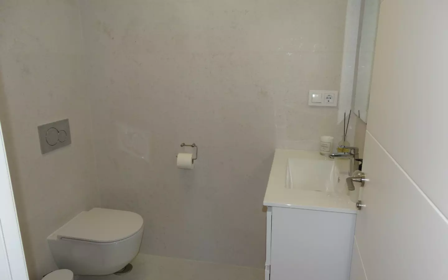 3-bedroom Apartment In Pilar De La Horadada, Spain (80 M²)