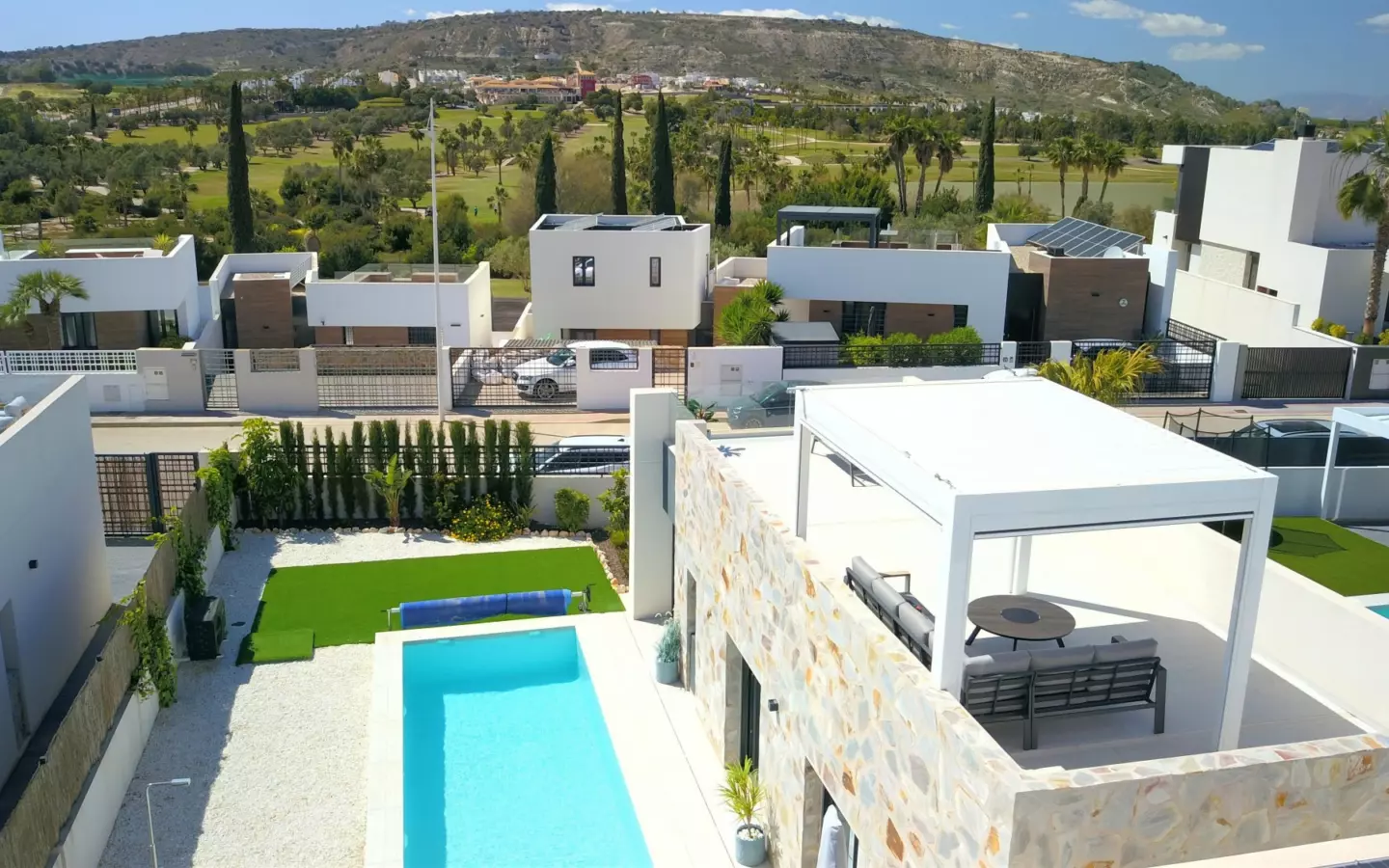 3-bedroom Villa In Algorfa, Spain (118 M²)
