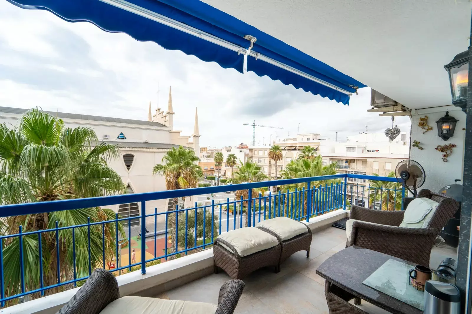 2-bedroom Apartment In Torrevieja, Spain (101 M²)
