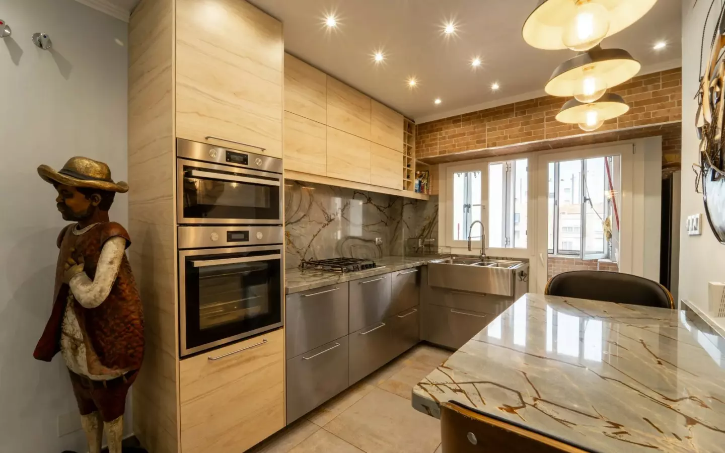 2-bedroom Apartment In Torrevieja, Spain (101 M²)