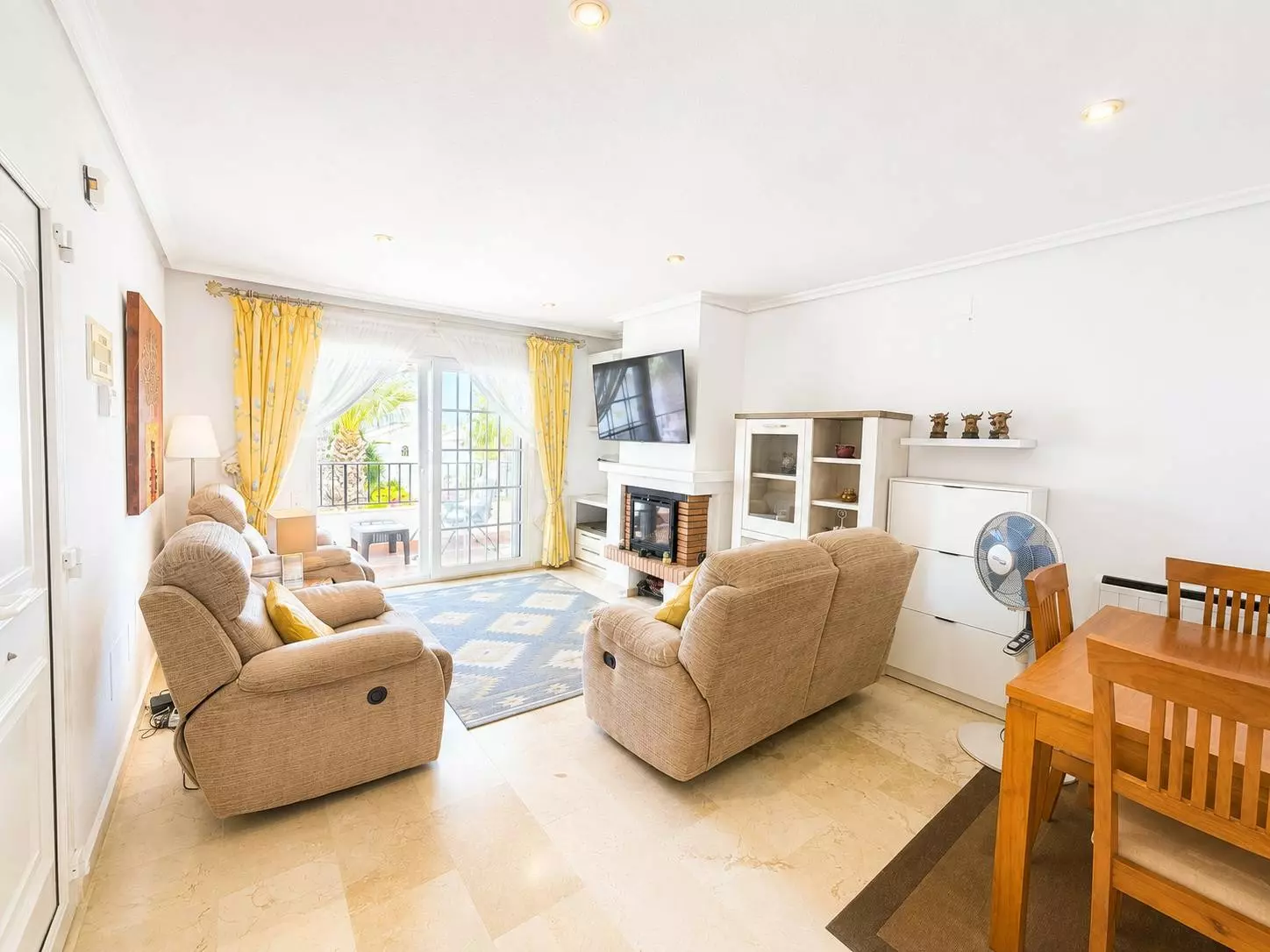 2-bedroom Apartment In Orihuela Costa, Spain (120 M²)