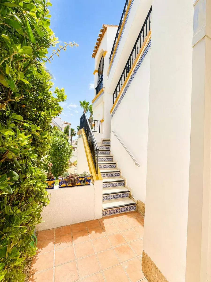 2-bedroom Apartment In Orihuela Costa, Spain (120 M²)