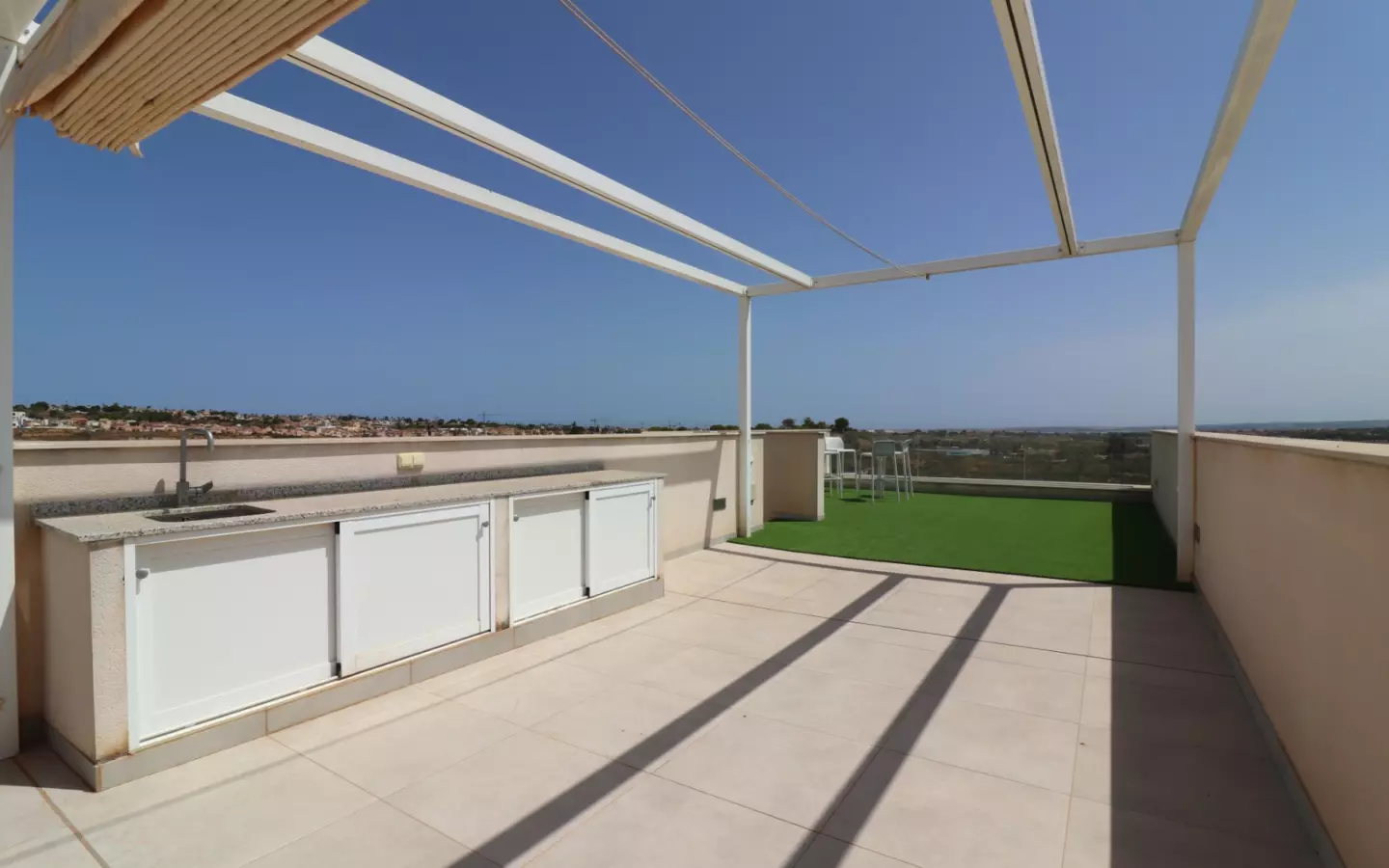 4-bedroom Villa In Benijofar, Spain (319 M²)