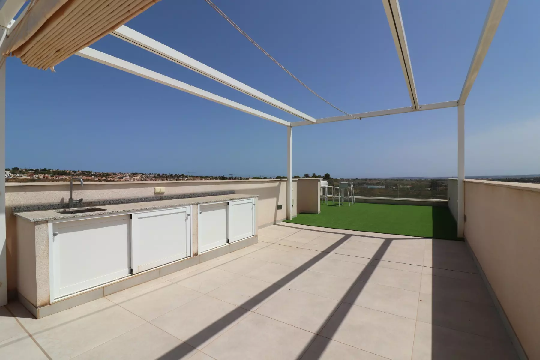 4-bedroom Villa In Benijofar, Spain (319 M²)
