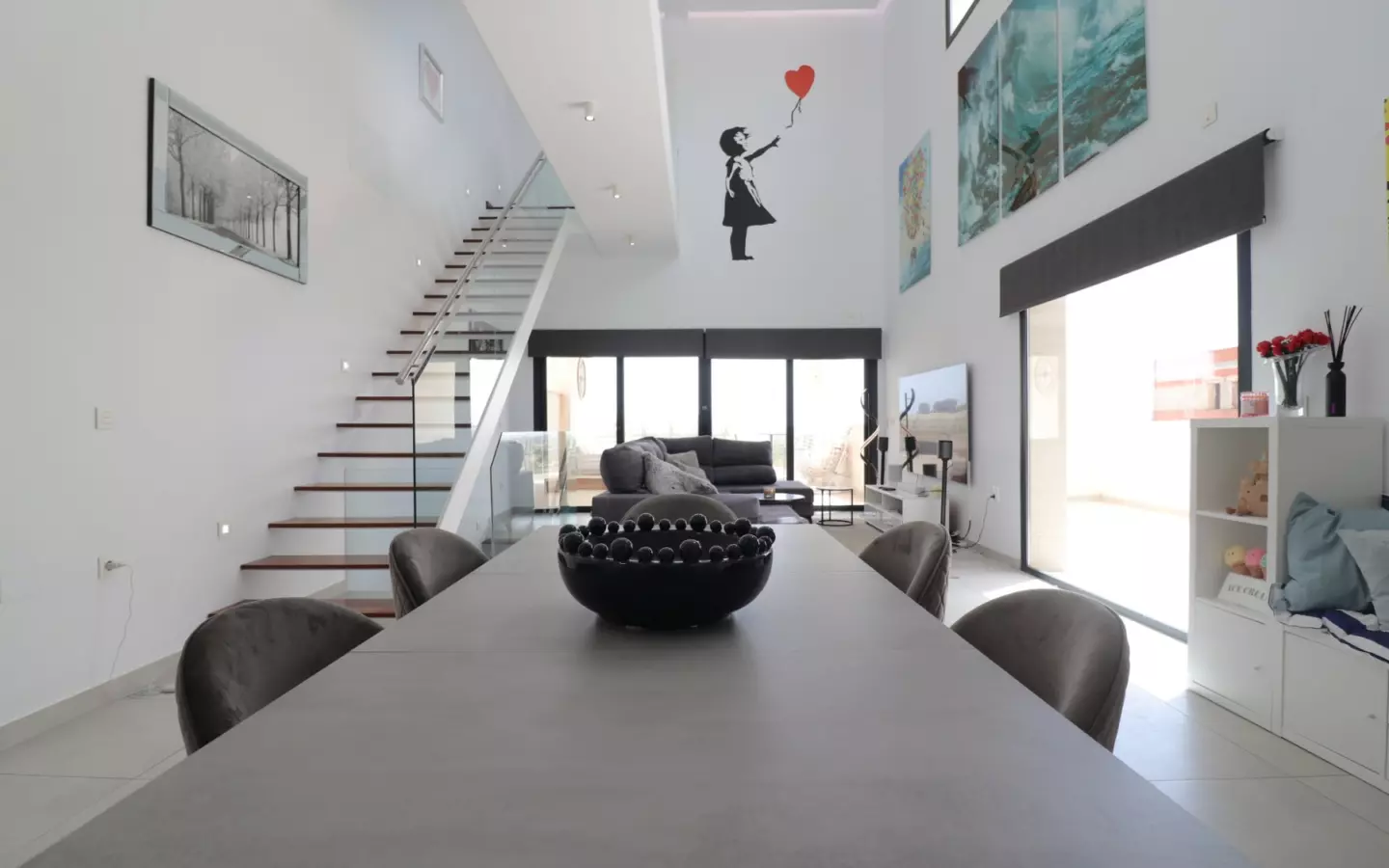 4-bedroom Villa In Benijofar, Spain (319 M²)