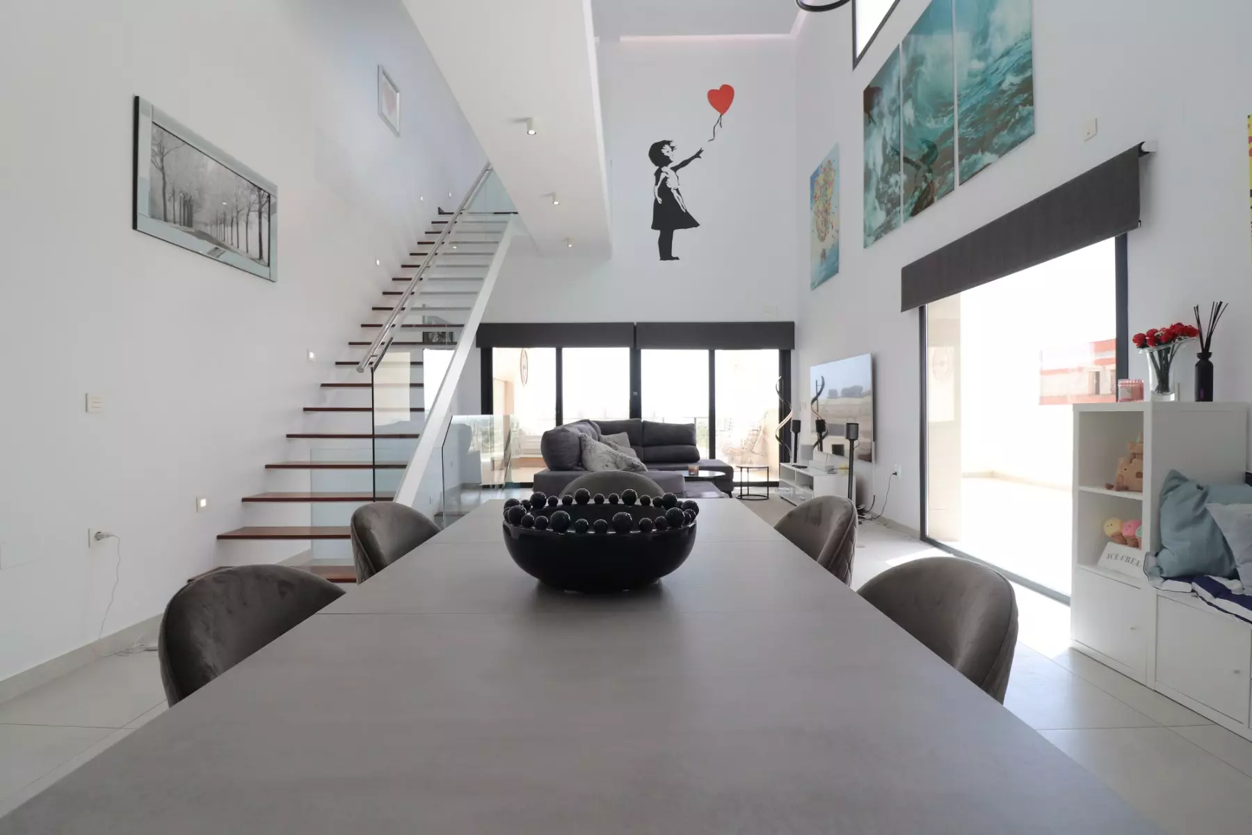 4-bedroom Villa In Benijofar, Spain (319 M²)