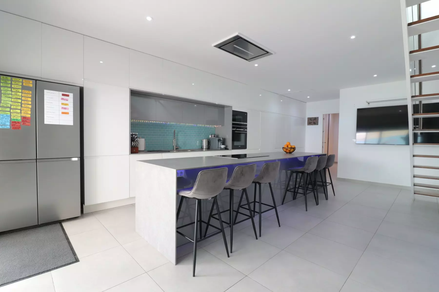 4-bedroom Villa In Benijofar, Spain (319 M²)