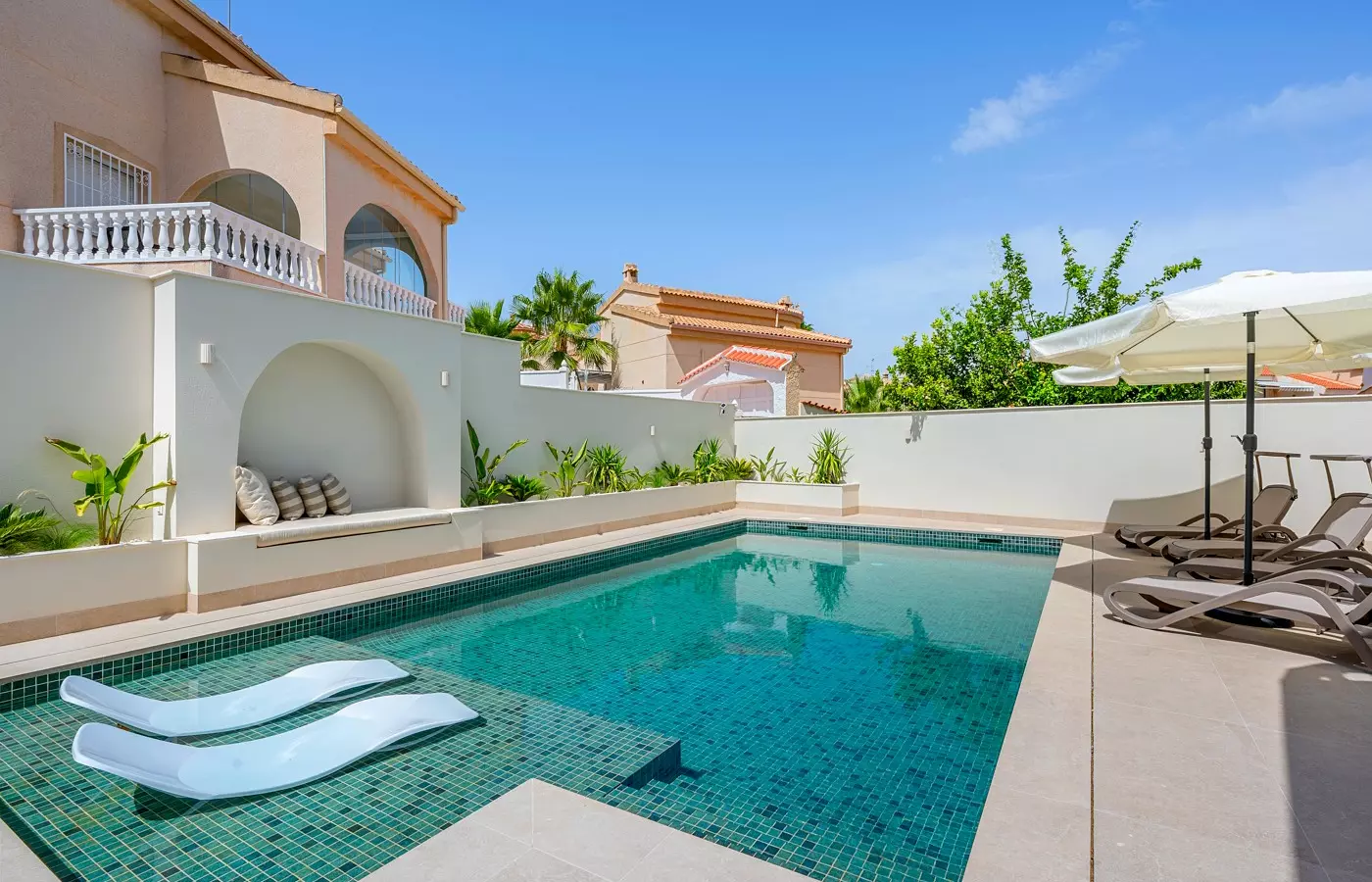 5-bedroom Villa In Ciudad Quesada, Spain (267 M²)