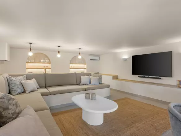 5-bedroom Villa In Ciudad Quesada, Spain (267 M²)