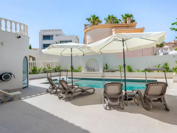 5-bedroom Villa In Ciudad Quesada, Spain (267 M²)